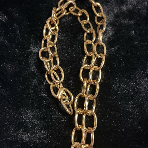 Moschino Not a Toy Teddy bear Heavy duty Gold Chunky necklace WITHOUT lipgloss - Picture 4 of 9